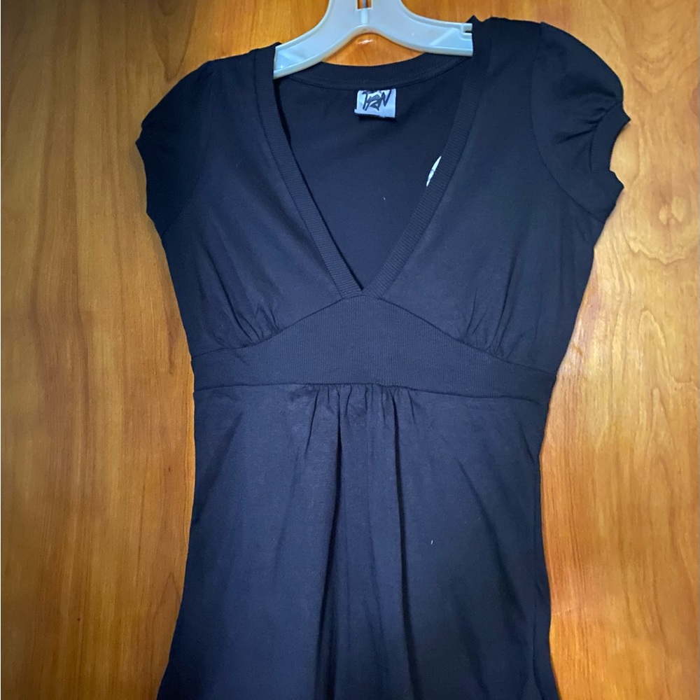 Cute short sleeved top